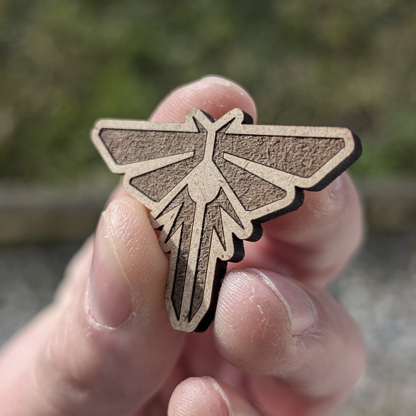 Pin's des Lucioles en bois – The Last of Us