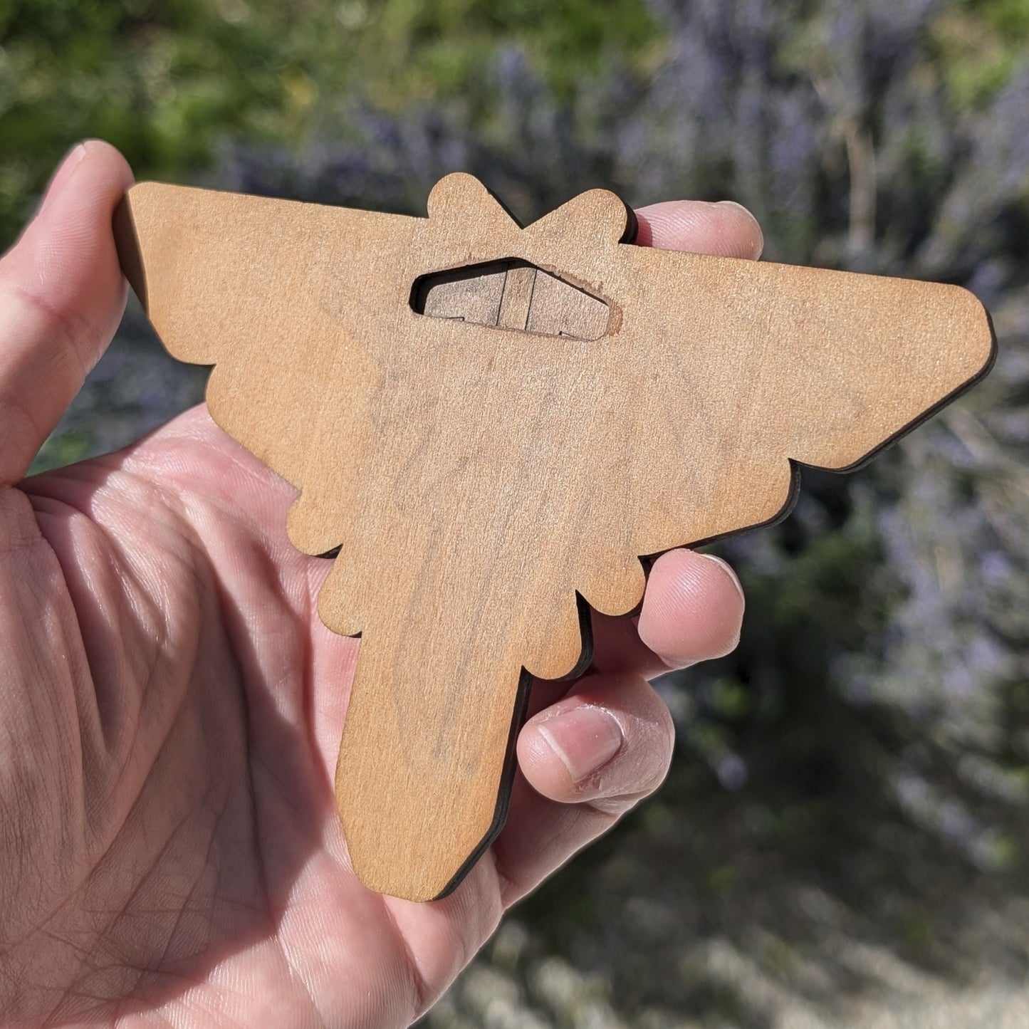 Détail arrière emblème Lucioles – fan art TLOU