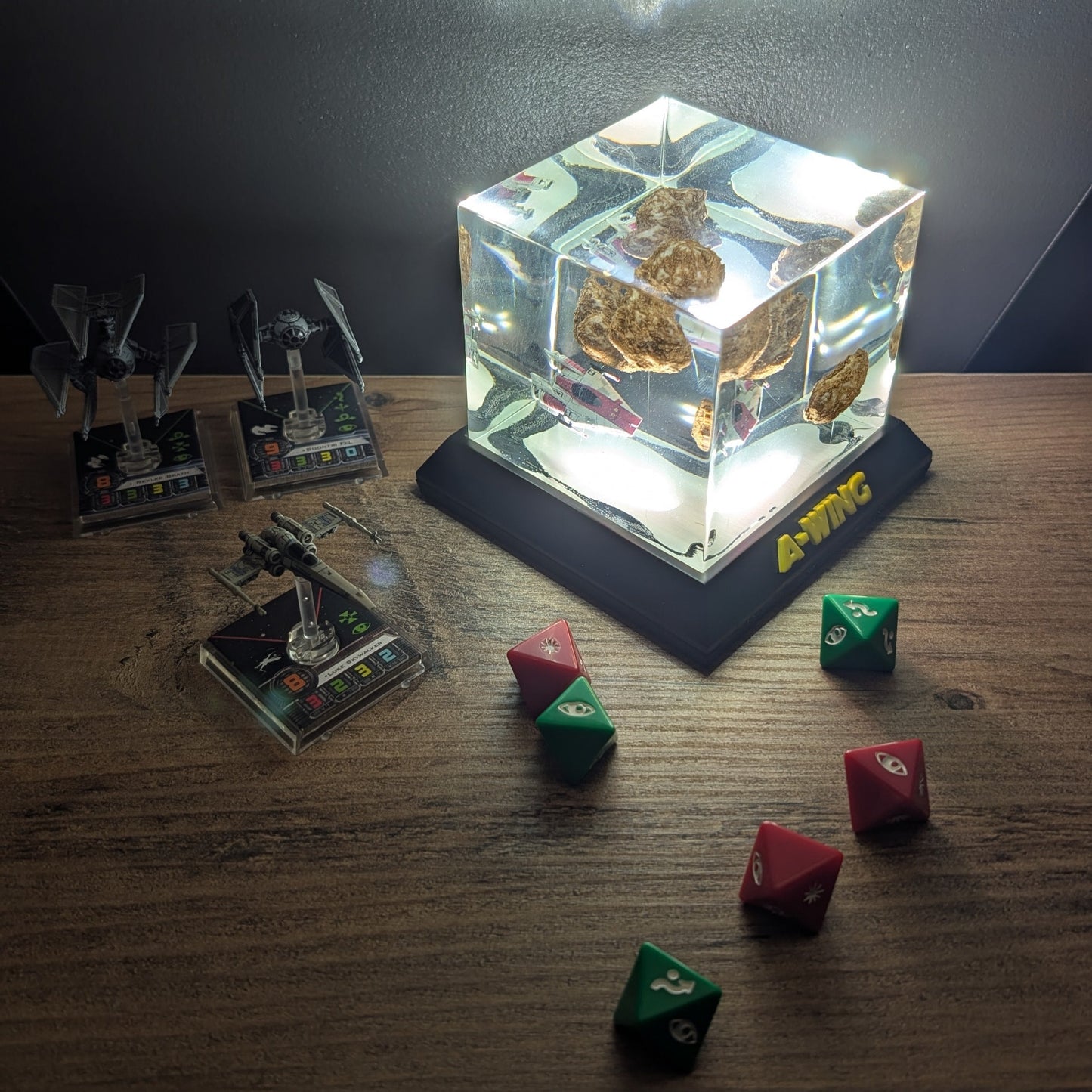 Lampe A-Wing avec décor X-wing de nuit