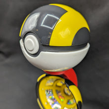 Charger l&#39;image dans la galerie, Gamme de Pokeballs en résine - Stockage pour Switch ou Décoration Geek
