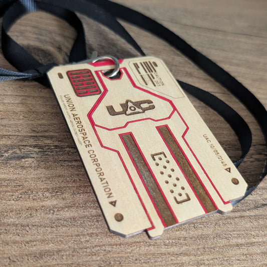 carte décorative uac en bois artisanale