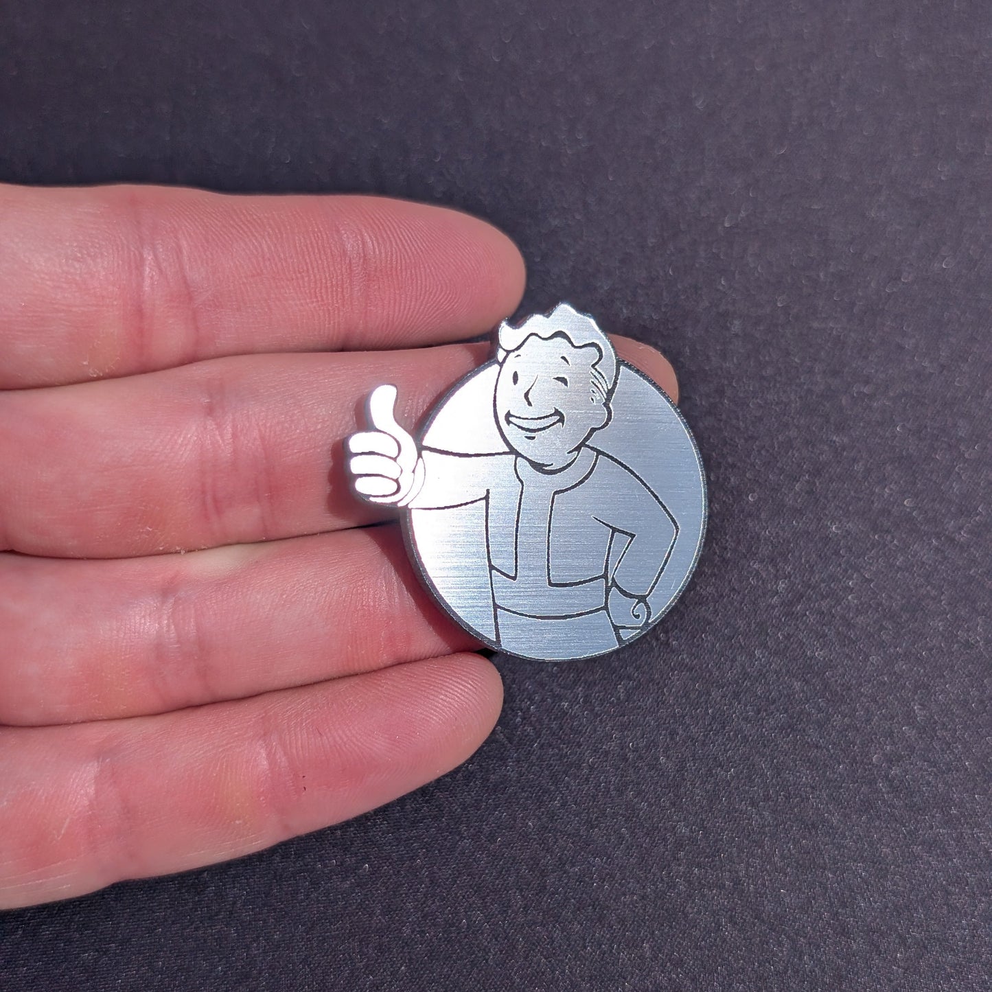 Broche Fallout