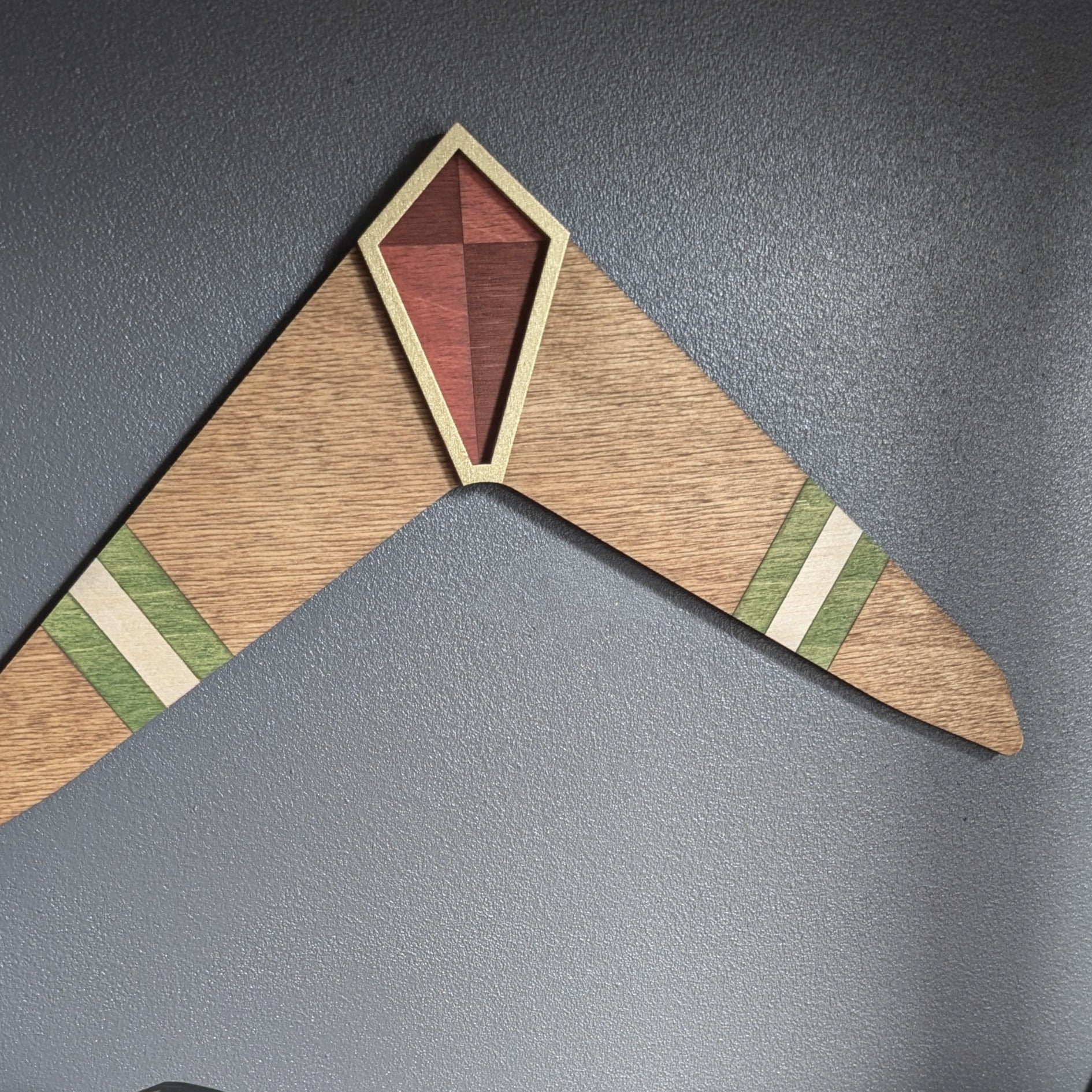 Boomerang Zelda, vue latérale avec éclairage naturel