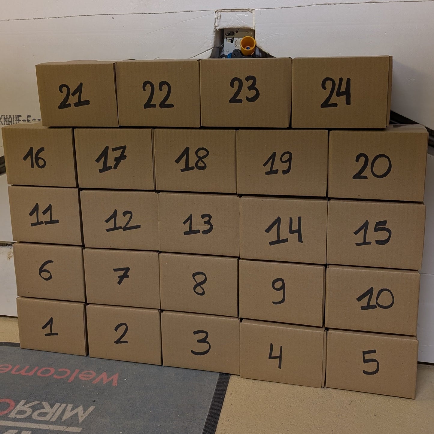 Calendrier de l'Avent 2025, livraison offerte 🇨🇵 !